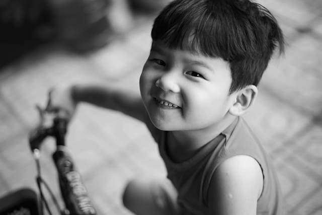Texas Protects Children Online: New Law Mandates Age Verification on Social Media